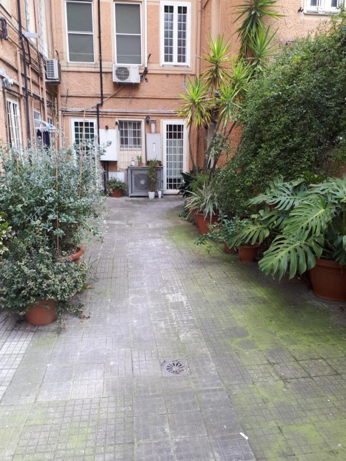 Tra Gianicolo E Trastevere Рим Екстериор снимка